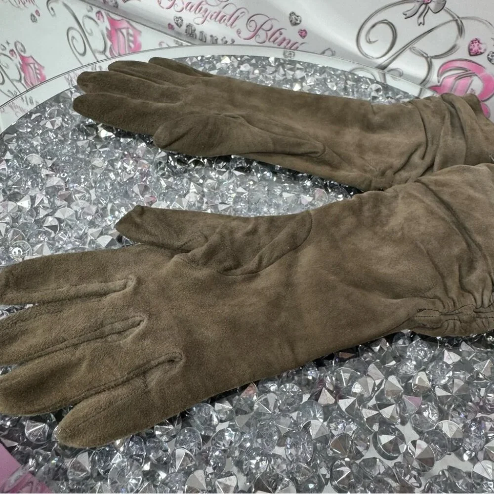 Holt renfrew gloves mittens taupe brown grey nude leather silk cinched sides 7